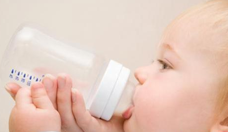 超声母乳分析仪科普宝宝什么时候才不呕奶