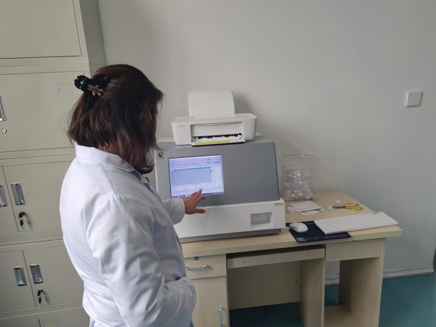 【恭喜】国产全自动母乳分析仪成功“走进”四川遂宁市射洪县沱牌中心卫生院