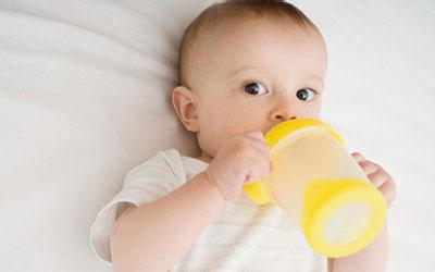 母乳分析仪品牌教你宝宝不喝水怎么办